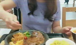 牛表妹烤肉爆料视频播放,揭秘网红烤肉背后的魅力